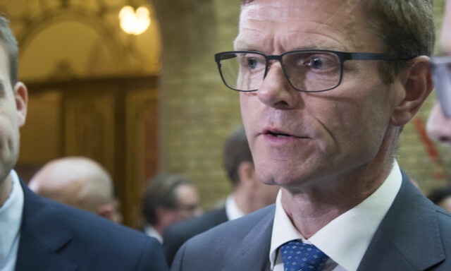 image: KrF og Venstre: Tesla-avgift i strid med avtale fra 2015